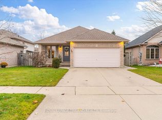 50 Queensway Dr, Strathroy Caradoc, ON N7G4M3
