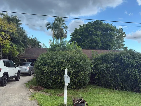 2571 53rd Ter SW, Naples, FL 34116