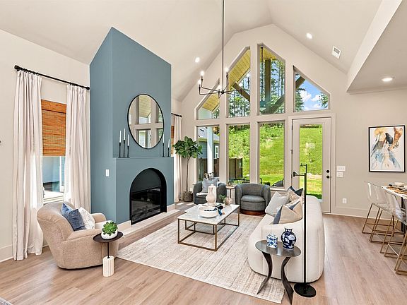 2nd image of 4557 Oakdell Rd