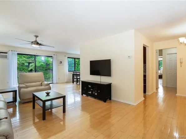 500 Central Park Avenue #146, Scarsdale, NY 10583