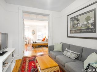 48 Perry St APT 5W, New York, NY 10014