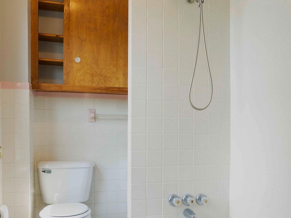 2nd image of 21 Shepard St #2H