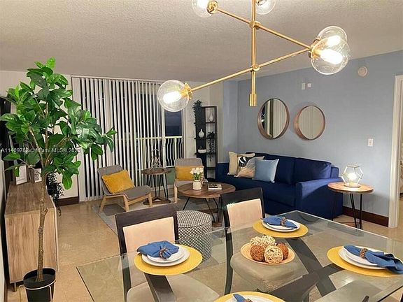 2nd image of 1200 Brickell Bay Dr APT 1714