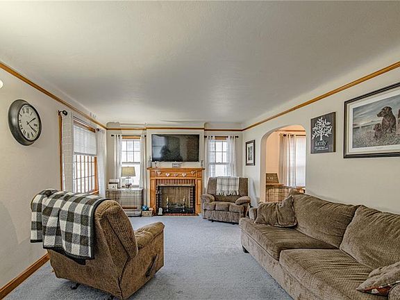 5th image of 116 Longford Ave