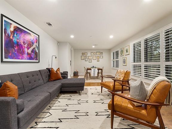 2nd image of 8647 Langdale Cir
