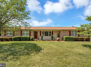 242 N Randolph Rd, Fredericksburg, VA 22405