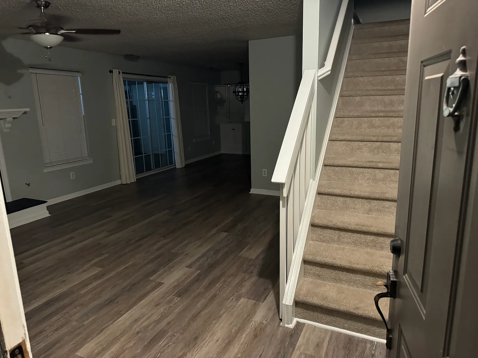 2 bed, 2.5 bath, 1240 sqft, $1,950 — Photo 3