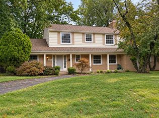 23712 Clarkson St, Southfield, MI 48033