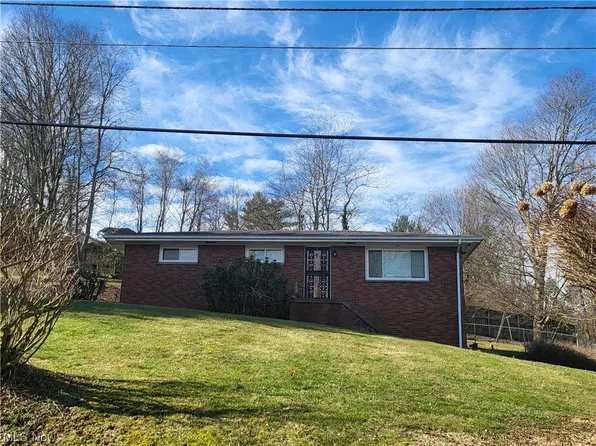 55841 Bel Hvn, Bellaire, OH 43906