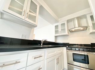 5741 Carlton Way #312, Los Angeles, CA 90028
