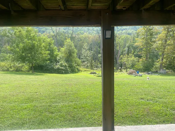 (undisclosed Address), Stroudsburg, PA 18360