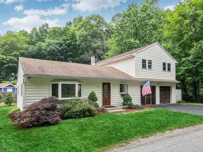 2 Cabin Spring Trl, Andover, NJ, 07821