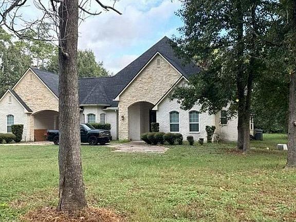 3rd image of 1527 Woodhue Dr