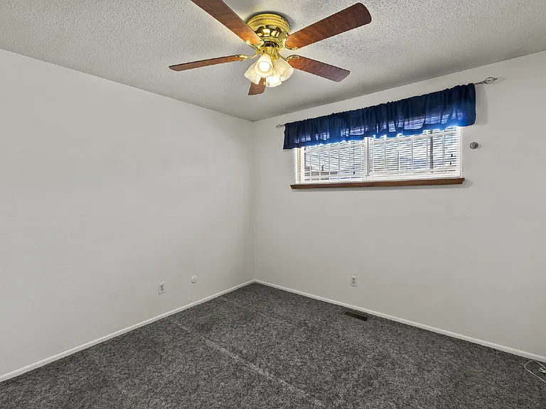 2650 Willard Dr — Photo 13