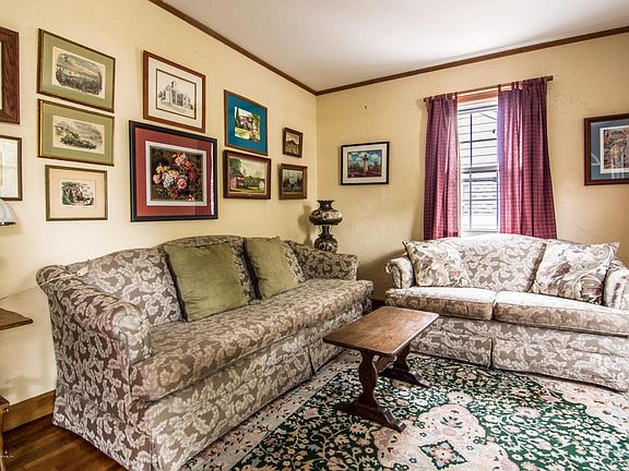 4th image of 132 Gurley Ave