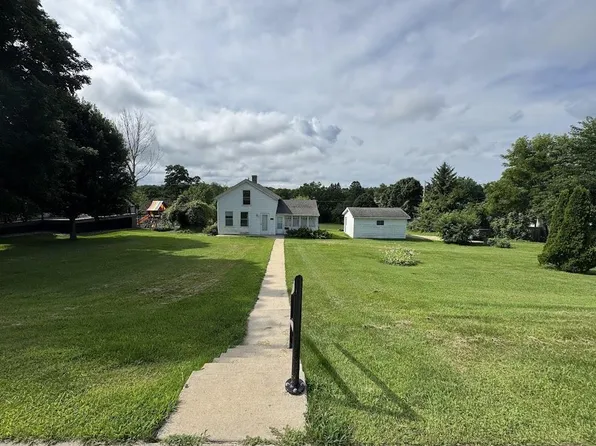 409 E Division Street, Dodgeville, WI 53533