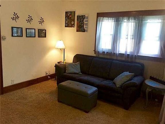 2nd image of 424 Wallace Ave