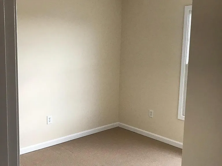 1169 Commercial Ct — Photo 11