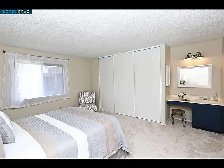 1771 Laguna St #8 — Photo 6