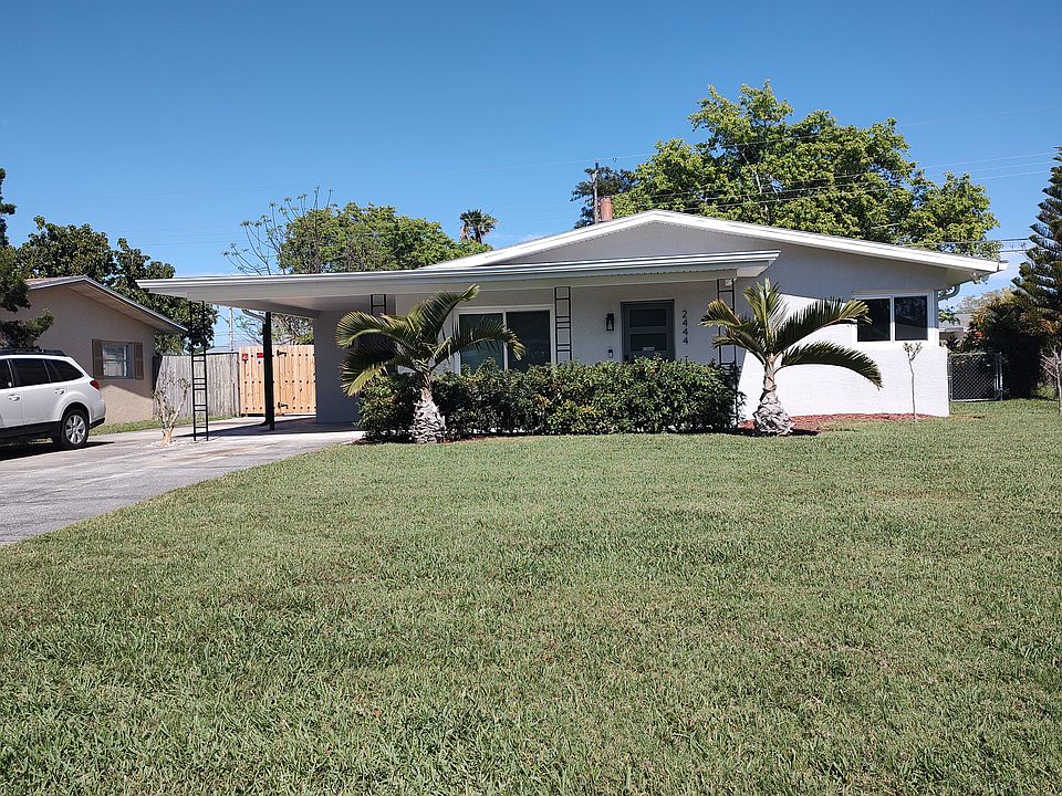 1st image of 2444 Dakota Dr