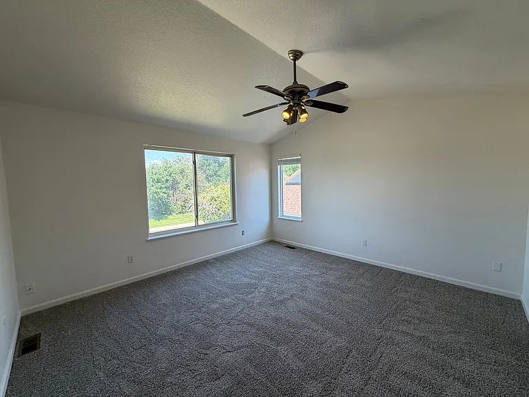 12139 Applewood Ct — Photo 17