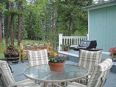 Spacious wrap around deck