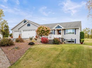 W8023 Parker Dr, Pardeeville, WI 53954