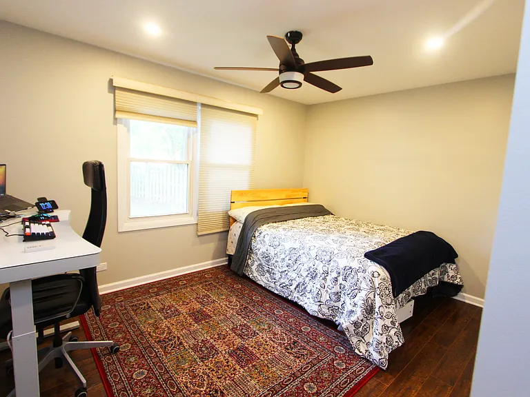 172 E Fox Hill Dr — Photo 19