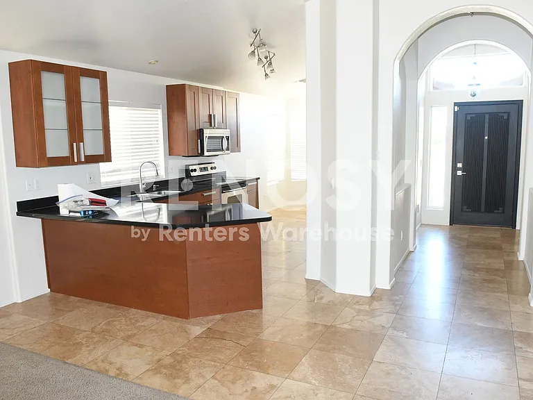 8757 E Avalon Dr — Photo 10