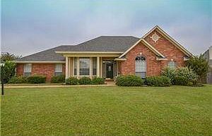 2nd image of 1804 Emberwood Cir