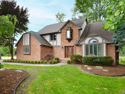 5027 Shady Creek Dr, Troy, MI, 48085