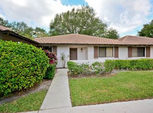 531 Club Dr, Palm Beach Gardens, FL 33418