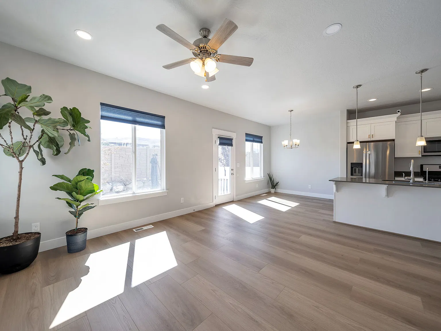 14550 South Quiet Shade Drive - 1 — Photo 3