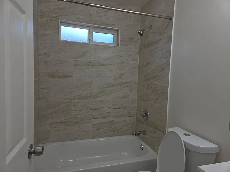 2020 Aspen St — Photo 6