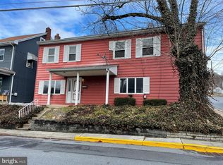 34 Walnut St, Cressona, PA 17929