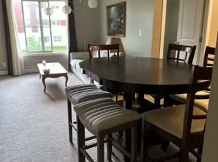 5816 Mullen Pl NW #1A, Edmonton, AB T6R0W3