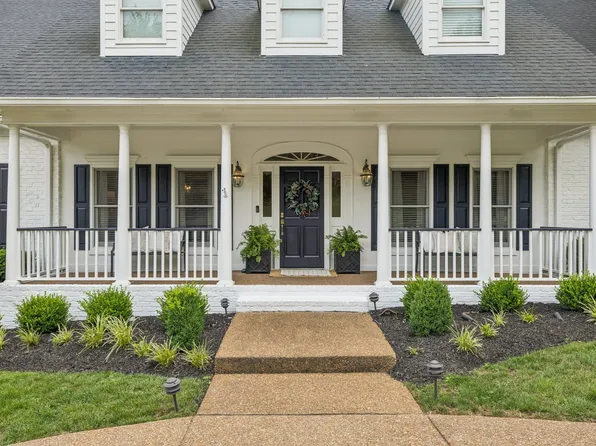 216 Bramerton Ct, Franklin, TN 37069