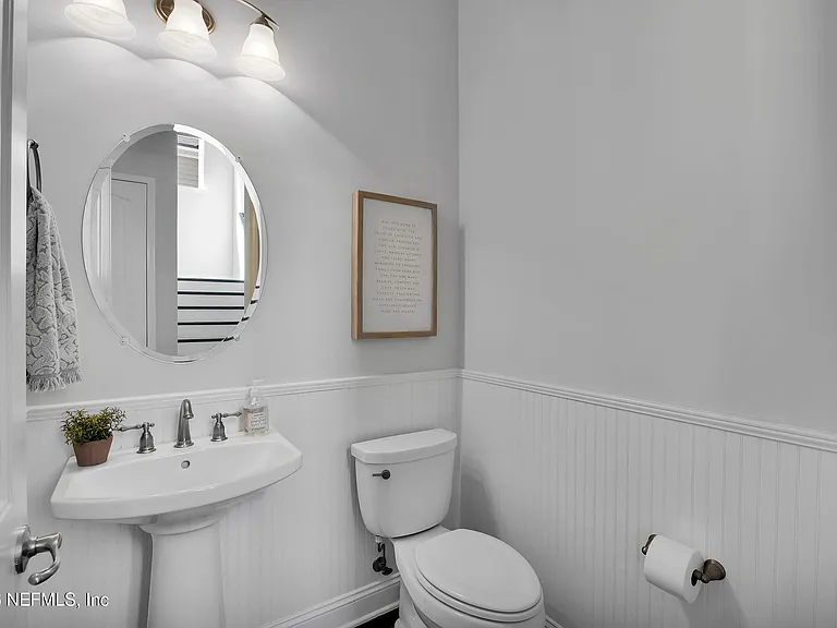 157 Pelican Pointe Rd — Photo 11