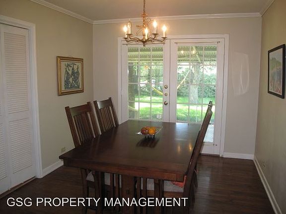 3rd image of 339 Larchmont Dr