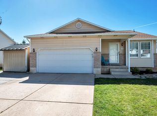 670 S Pheasant View Dr, Layton, UT 84041