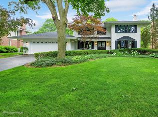 23 Sharron Ct, Hinsdale, IL 60521
