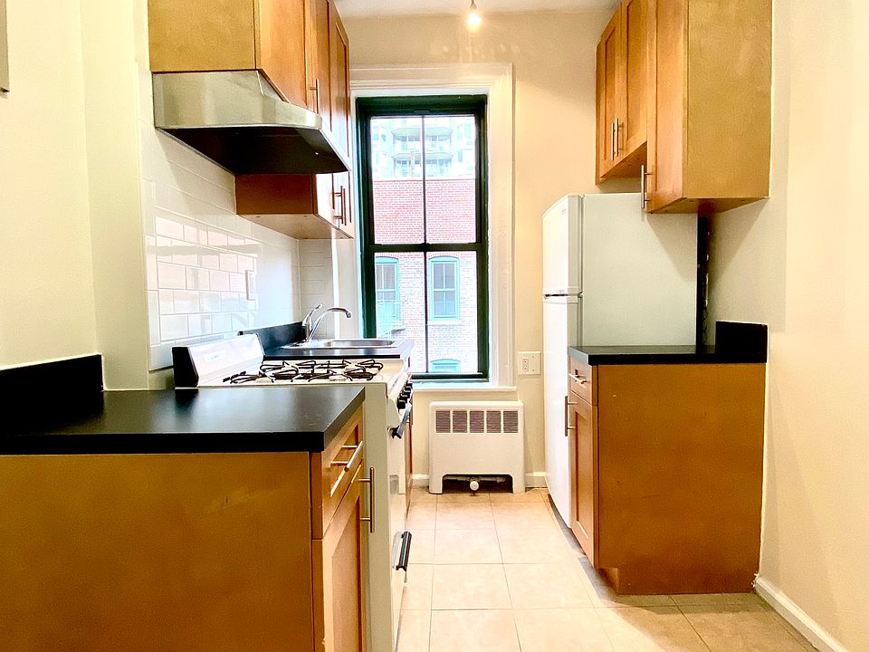 1st image of 516 E 79th St #6F-520