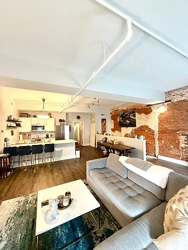 231 N Shippen St #224 Photo 1