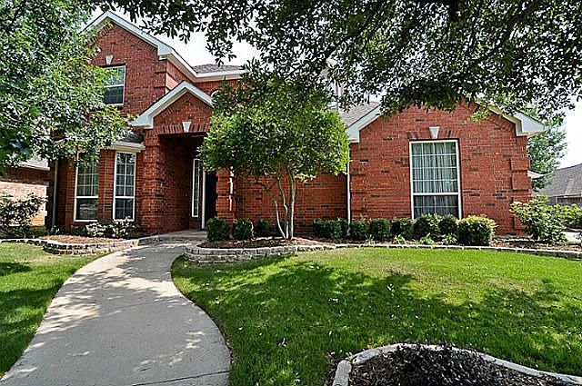 1st image of 1212 Woodvale Dr