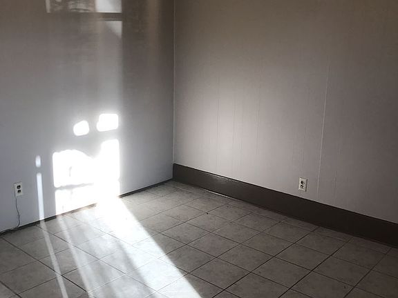3rd image of 11704 County Road 6900 Unit B