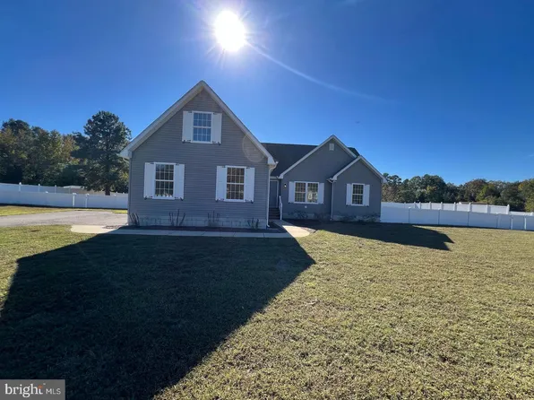 33016 Forest Knoll Dr, Laurel, DE 19956