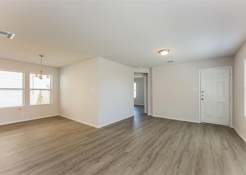 1st image of 9327 Dogwood Ln