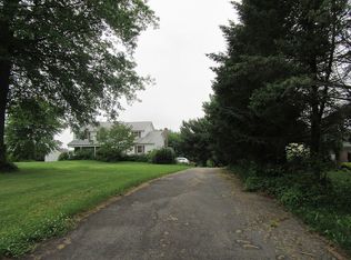 511 White Pine Rd, Columbus, NJ 08022