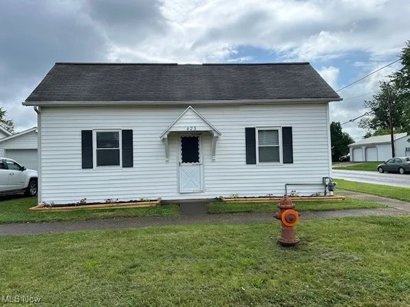 423 S 7th St, Cambridge, OH 43725