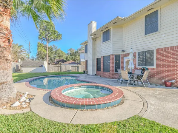 3746 Landon Park Dr, Katy, TX 77449